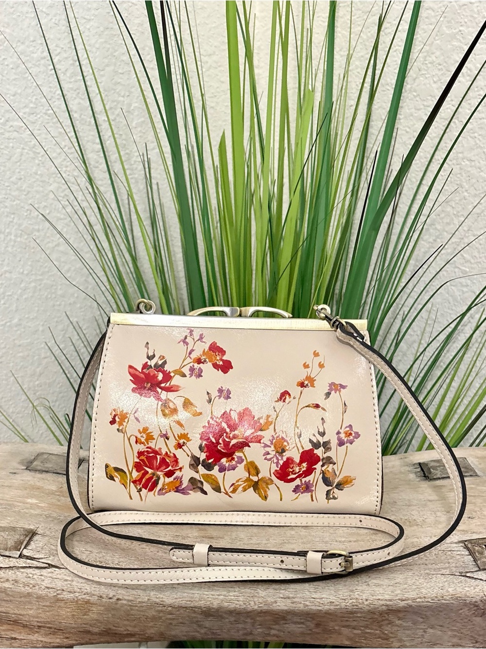 Patricia Nash Floral Print Kiss-Lock Crossbody Bag - Cream